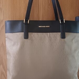Michael Kors Black and Tan Shoulder Bag
